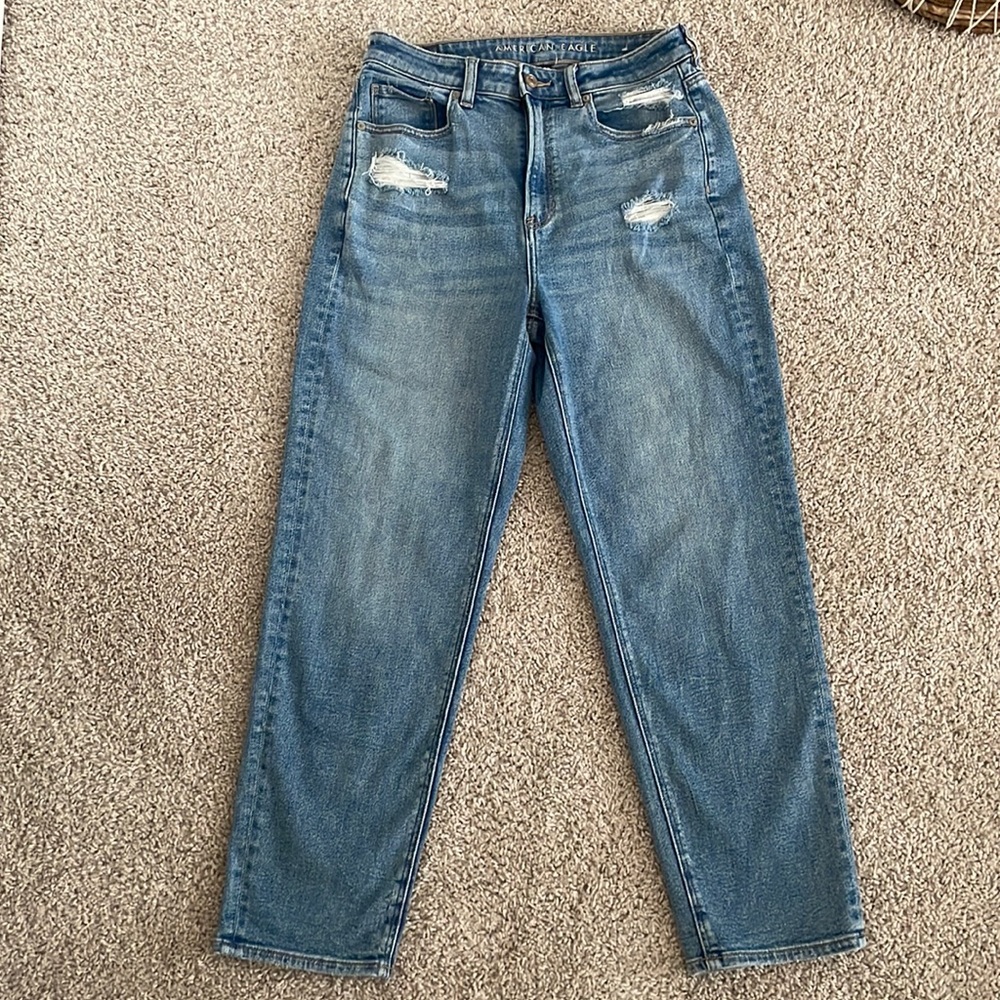 American Eagle Mom Jeans